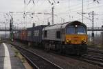Class 66 DE 6303 mit Containerzug in Mainz-Bischofsheim am 14.11.2009 ...