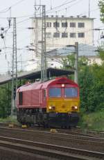 266 107-2 der RAILPOOL rangiert in Potsdam-Rehbr�cke. 2010-05-22.  ...