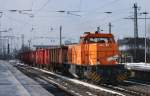 Northrail 275 837-3 mit einem Schrottzug.
Aufgenommen am HBF Essen,3.2.2010.  ...