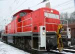 294 880-0 beim rangieren in Gremberg am 27.01.2010,  ...