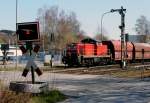 BR 294 294 722 - 4 auf dem Weg in Richtung Schwerte/Ruhr am 6.4.2010 (der Rammschutz f�r Andreaskreuz und Ampel konnte nur das Schlimmste verhindern ;-)