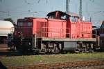 Baureihe 294 828-9 steht ...  Lukas Jahn 02.10.2011