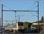 Im Abendlicht des 17.04.10 zieht die 3009 den IR Liers-Luxemburg ...
