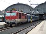 350-011 am 3.04.2010 in Praha Hbf  ...