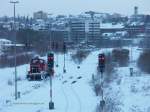 Teleblick in die Nordwestliche Ausfahrt von Hof Hbf am 3.2.2010. ...