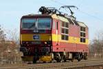 372 011-7 der CD f�hrt am 19.11.2009 Lz durch Zeithain. ...