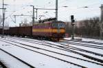 372 011 f�hrt am 06.03.2010 durch den Dresdner Hbf.  ...