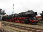 BR 38 Br 50 2708 aus Halberstadt und BR 38 205 (s�chs. XII H2) im S�chsischen Eisenbahnmuseum Chemnitz Hilbersdorf zum Heizhausfest 2009 zum 200. Geburtstag des s�chsichen Lokomotivk�nigs Richard Hartmann.