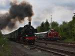 Die 38 1301 am 22.05.2010 bei der Ausfahrt mit einem ...