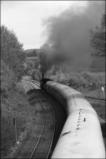38 1301 und 01 533 verlassen Neuenmarkt-Wirsberg in Richtung Marktschorgast. ...