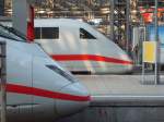 ICE 720 nach K�ln (Br. 403) und ICE 598 nach ...