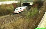 br-401-ice-1-triebkopfe-oder-wagen Naaaa... wer guckt den da raus XD

ICE1 = BR 401 in richtung G�ttingen am 16.04.10 in Kassel