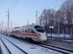br-4011-ice-t ICE24 durchf�hrt den verschneiten,neugestalteten Bahnhof Neumarkt/Kallham;100104