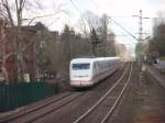 Am 2.4.2010 veriirten sich planm��ig Fernverkehrsz�ge auf der Rampe zwischen ...