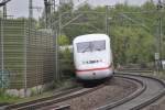 br-402-ice-2-steuerwagen ICE-Zug 2 Steuerwagen, f�hrt am 07.05.2010 in Lehrte ein.