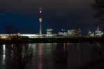 Vor der Kulisse des ...  Gerhard Zant 18.01.2011