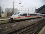br-403-ice-3 Ein ICE 3 im K�lner Hbf. 23.1.10