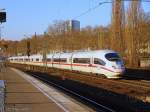 Eine 403 Ingolstadt bei der durchfahrt von D�sseldorf-Zoo am 09.03.2010 ...