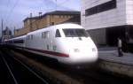 410 002 Augsburg Hbf 09.12.85  ...
