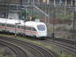 br-411-ice-t Ein ICE nach Dresden bei der Ausfahrt aus dem Leipziger Hauptbahnhof, kurz hinter der Brandenburger Br�cke. Aufgenommen am 18.11.2009.