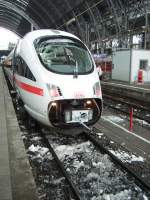 Ein ICE T am 10.01.10 in Frankfurt Hbf mit der ...