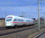 Am 28.03.2010 rauscht ein ICE-Z der BR 411 durch Petershausen. ...