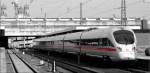 br-411-ice-t ICE von Hamburg Altona nach Wien Westbahnhof am 08.04.2008 abfahrbereit in Passau Hbf.