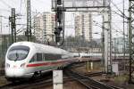 br-415-ice-t 415 020 und 411 ?? bei der Ausfahrt Stuttgart Hbf.am 16.4.2010