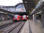 br-425 Links: DB 425 618-6 als RB 18059 nach Mannheim Hbf, rechts DB 425 257-3 als RE 18057 nach Karlsruhe Hbf, in Mainz Hbf; 03.02.2010
