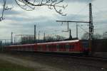 br-425 Unerkannte Traktion aus 426 und 425 als RB 12295 nach Koblenz Hbf verl�sst Trier. N�chster Halt ist Pfalzel.
Trier, der 18.3.2010