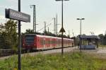 425 096 im Bahnhof Friedrichsfeld am 03.10.2010  ...