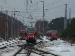 W�hrend 429 027,mit dem RE 33313 aus Stralsund,am 20.Februar 2010,in ...