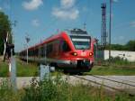 br-429-stadler-flirt-5-teillig 429 030 als RE 33256 Sassnitz-Lietzow an der Abzweigstelle Borchtitz am 24.Juni 2010.