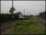 br-429-stadler-flirt-5-teillig ET 7.02 der Eurobahn bei der Durchfahrt durch D�sseldorf Angermund, 22.07.2010