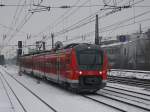 Der 440 025 am 14.02.2010 bei der Durchfahrt am Heimeranplatz. ...