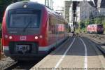 Triebzug 440-537-9 einfahrend, im ...  Claus Sch�nbrodt 11.08.2010