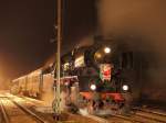 br-50-50-drg-dr-db-050-053-db 50 3616 mit 'Nikolaus' im Bahnhof Schlettau am Abend des 12.12.09