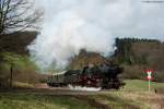 br-50-50-drg-dr-db-050-053-db 50 2740 der UEF mit dem P 206 (Gerolstein-Ulmen) bei Hohenfels 5.4.10