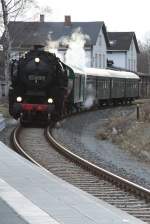 br-52--kriegslok-52-drg-dr-db--nicht-052-db- Am 28.11.2009 erreicht der Sonderzug der Eisenbahnnostalgie Chemnitz Erzgebirge gerade das heutige Ziel. Die Bergparade in Zw�nitz.Zuglok ist 52 8079. Hier bei der Einfahrt in Zw�nitz.