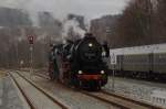 br-52--kriegslok-52-drg-dr-db--nicht-052-db- 52 8047 und 52 8079 machen sich am 06.12.09 auf dem Weg zum restaurieren ins Eisenbahnmuseum Schwarzenberg. 