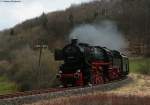 br-52--kriegslok-52-drg-dr-db--nicht-052-db- 52 6106 und V100 2091 mit dem P 302 (Ulmen-Gerolstein) bei Hohenfels 5.4.10