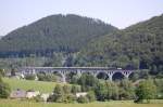 BR 52 8106 �berquerte am 10.07.2010 mit ihrem Sonderzug von ...