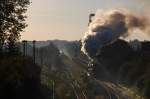 52 1360 mit G�terzug ...  Tobias Schuminetz, Hirschau 20.09.2010