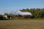 52 1360 mit G�terzug ...  Tobias Schuminetz, Hirschau 20.09.2010