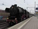 52 8038 mit Fussballsonderzug ...  Max Steffentorweihen. 03.12.2011