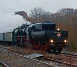 Die Betzdorfer 52 8134-0 ...  Armin Schwarz 04.12.2011