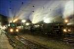 Blaue Stunde 2. Version.
52.4984 Eberhard und die beiden Strasshofer ... Blaue Stunde 2. Version.
52.4984 Eberhard und die beiden Strasshofer ...