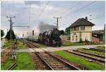 br-52 52.7612 mit SDZ R19630 von M�dling nach Spitz/Donau; hier in Absdorf-Hippersdorf, 19.6.2010.