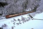 br-601--602-historisch-db-vt-115-tee-triebzuge 601 001  bei Triberg  28.04.85
