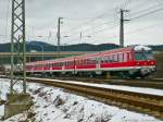 Hier wird ein VT 614 mit 614 021-4 an der ...